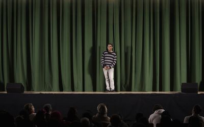 学生进行高中阶段