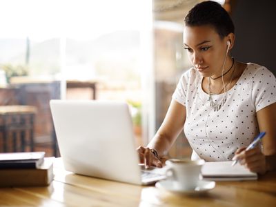 女人看网络视频
