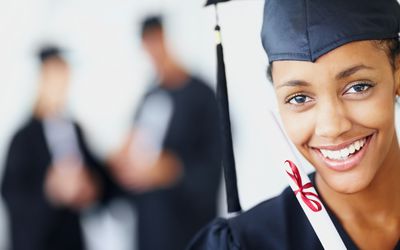 正在攻读心理学硕士学位的女性。万博maxbetx官网登陆