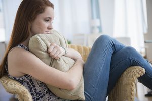 青少年的抑郁症并不总是看起来像成年人的抑郁症。