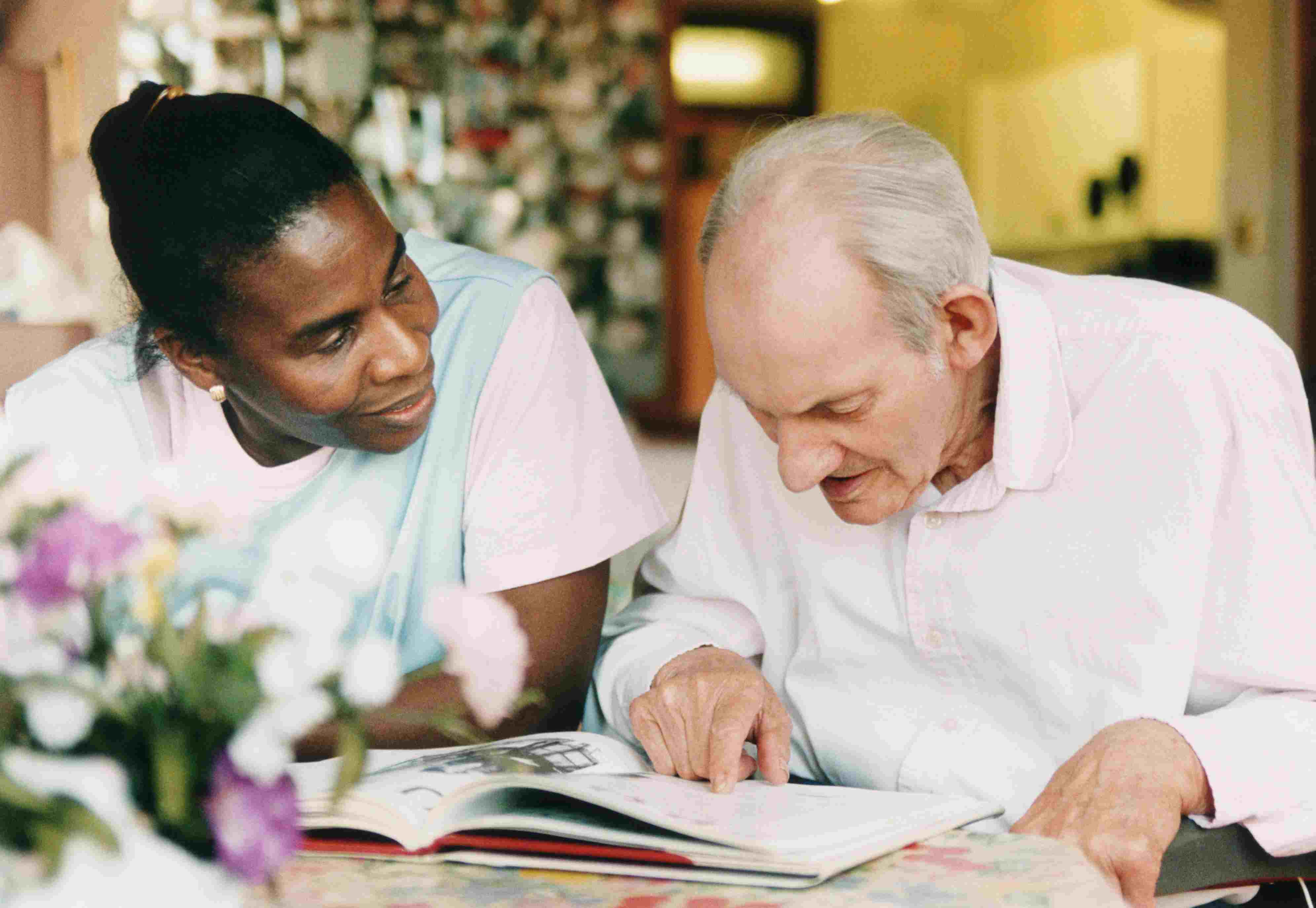 社会服务工作者