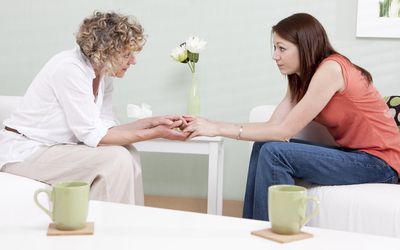 与她的客户的治疗师