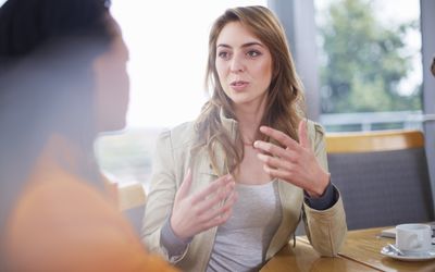 女商人的肖像解释着什么