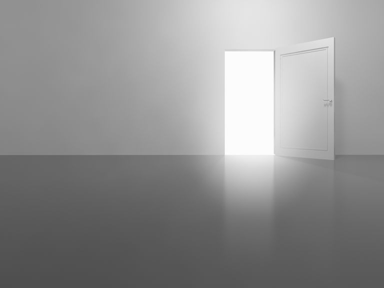 我得到了一个半满半空。你是多少乐观主义者？