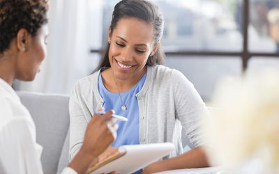 妇女采取心理学测试