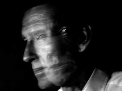 Tardive Dyskinesia在一个人的照片中说明了