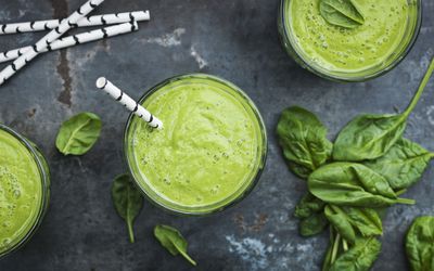 Green spinach smoothie