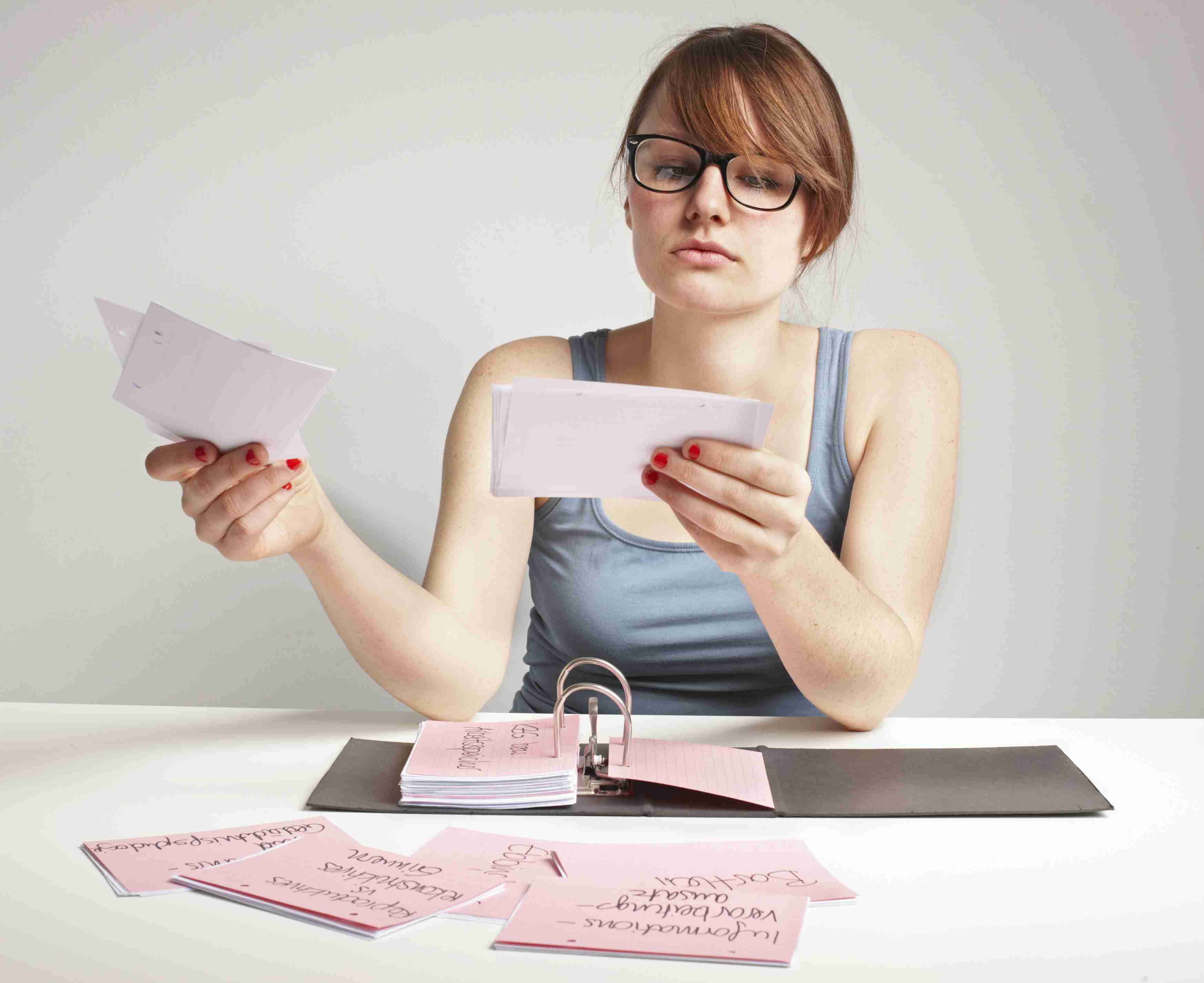 使用许多研究策略